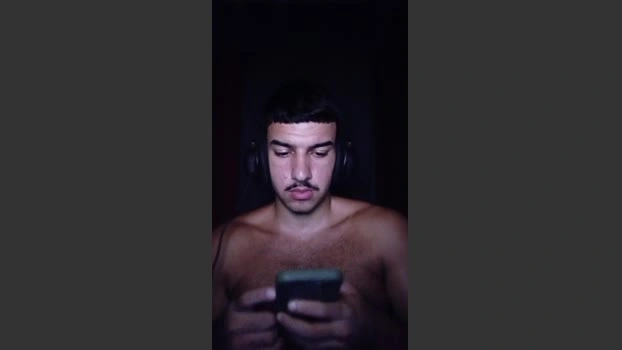 robsonhaha Live 27-04-2026 Gay Cam suck love