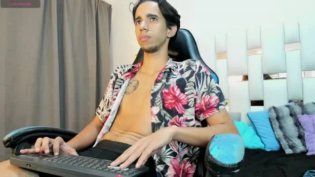 Alessandro_abru Live 27-04-2026 Gay Cam kissing dirty