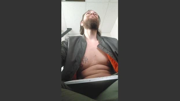 Beardedveteran Live 27-04-2026 Gay Cam natural gag