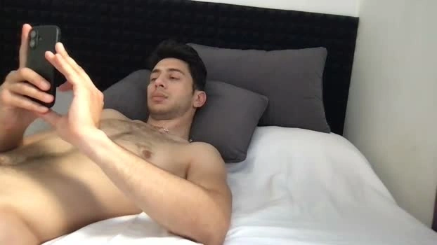 Vitruvio30 Live 28-04-2026 Gay Cam harddick sexyfeet