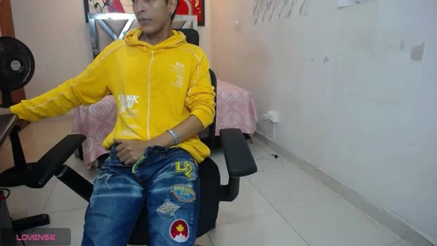 hardsexlove08 Live 28-04-2026 Gay Cam play lick