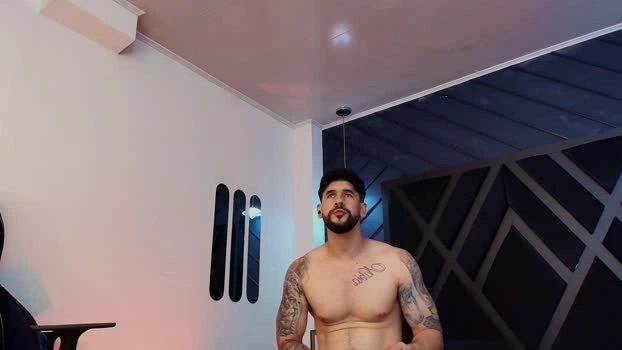 Petesevanss Live 29-04-2026 Gay Cam bicurious hot