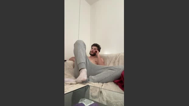Enzolololo Live 29-04-2026 Gay Cam handsome jerkoff