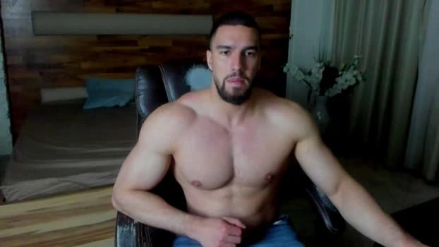 IvanHyde Live 30-04-2026 Gay Cam sweet spank