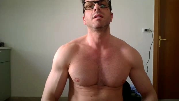 Robespierre_ho Live 01-05-2026 Gay Cam big suckshow