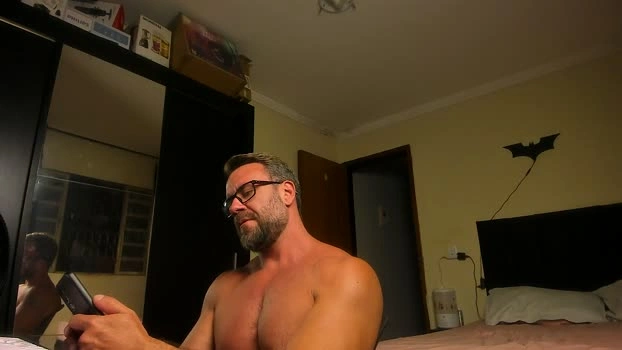 sexyflightz Live 06-05-2026 Gay Cam play Topless