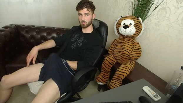 KyloEast Live 10-05-2026 Gay Cam ass naked