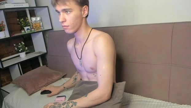 VelvetGlitch Live 10-05-2026 Gay Cam gag lush