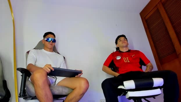 hot_boys4