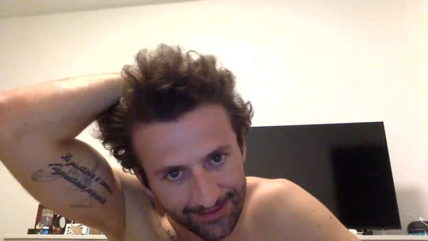 Jei89 Live 15-05-2026 Gay Cam spank deep