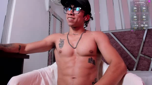 Akaza_ Live 16-05-2026 Gay Cam horny Porn