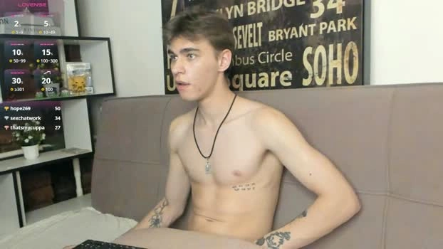 VelvetGlitch Live 15-05-2026 Gay Cam fuck sexy