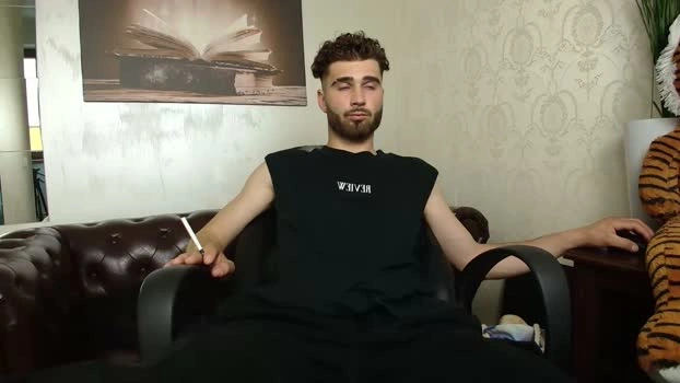 KyloEast Live 17-05-2026 Gay Cam kinky bj-dildo