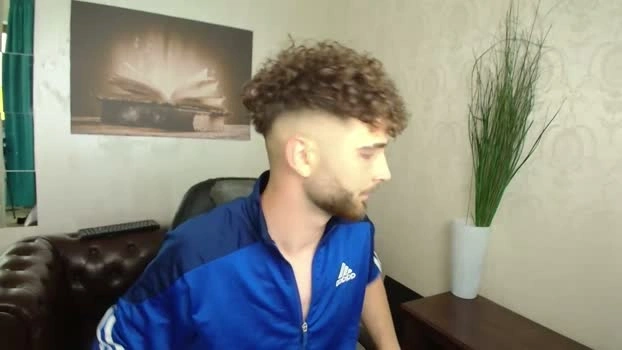 KyloEast Live 18-05-2026 Gay Cam analtoy lovense