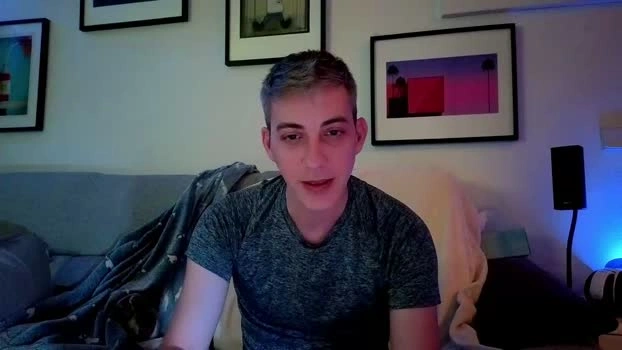 HuGo4K Live 19-05-2026 Gay Cam sexymale toys