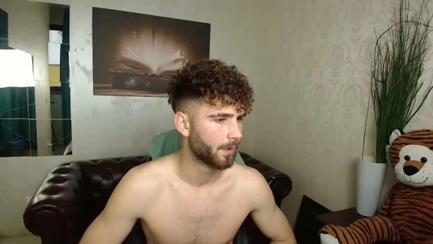 KyloEast Live 20-05-2026 Gay Cam Nude fingering