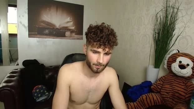 KyloEast Live 21-05-2026 Gay Cam lick sex