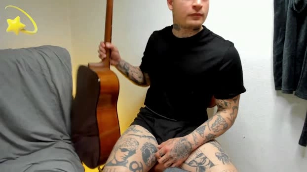 Layneinchains Live 20-05-2026 Gay Cam suck bigtoys
