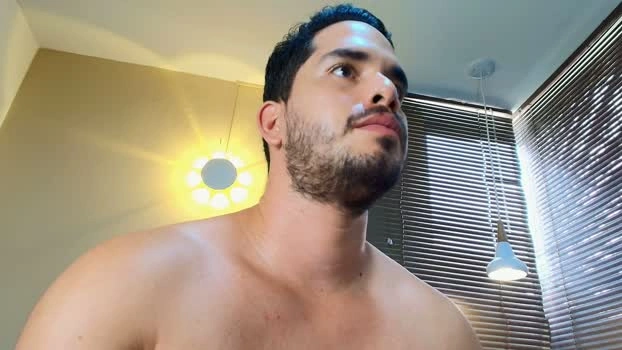 Tommy_John Live 21-05-2026 Gay Cam kiss play