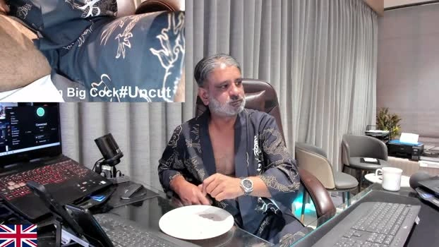 OnlineBossUK Live 24-05-2026 Gay Cam sexymale deepthroat