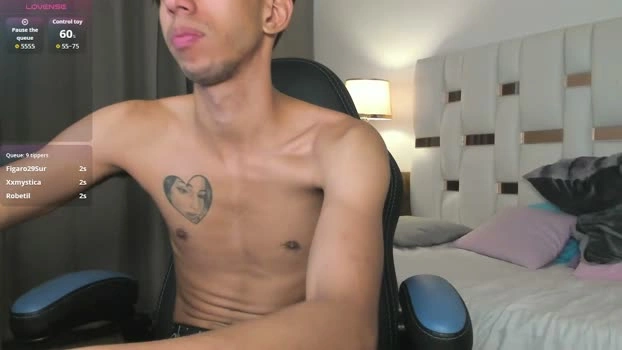 Alessandro_abru Live 25-05-2026 Gay Cam sexy Nude