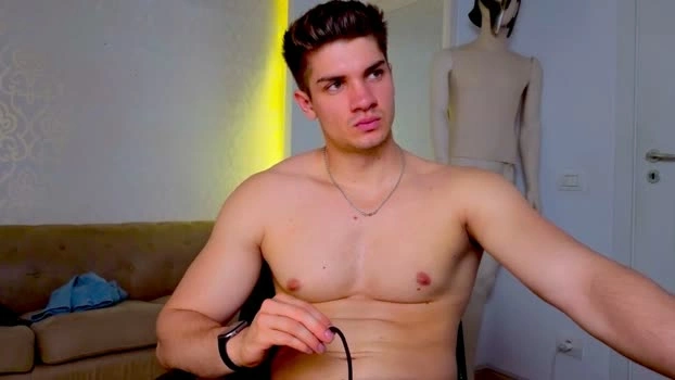 MaxKaidenn Live 25-05-2026 Gay Cam strip beauty