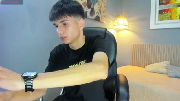 maxim_rod Live 24-05-2026 Gay Cam play oral