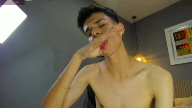 maxim_rod Live 25-05-2026 Gay Cam sexymale fuckher