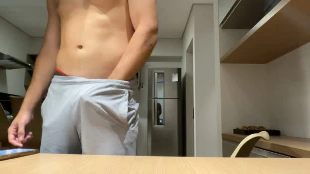 Drgym18 Live 27-05-2026 Gay Cam prettyface fuckme