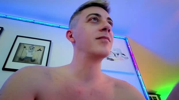 HuGo4K Live 27-05-2026 Gay Cam toys beauty