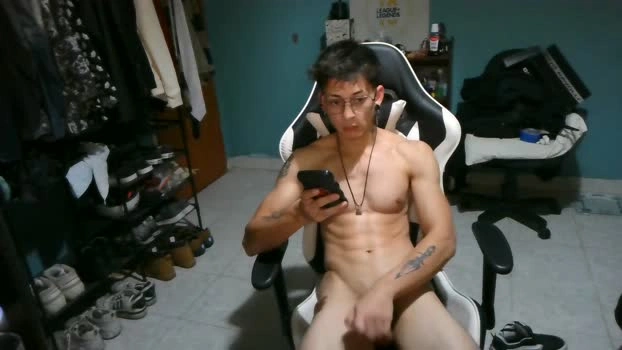 ReyAbsoluto Live 27-05-2026 Gay Cam lovense juicy