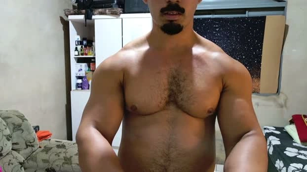 superbigmr Live 27-05-2026 Gay Cam Cam playtime