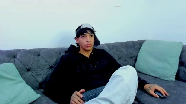 KroyWave Live 28-05-2026 Gay Cam horny Webcam