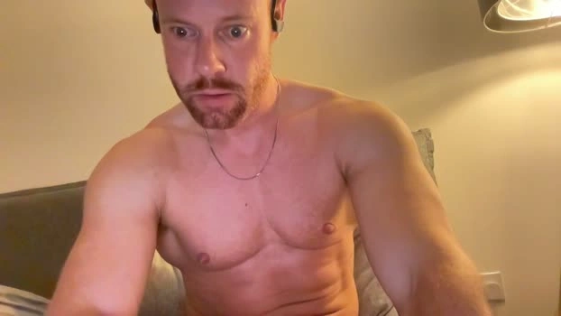 LondonLad22222 Live 28-05-2026 Gay Cam nude playtime
