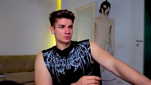 MaxKaidenn Live 28-05-2026 Gay Cam fingering bigass