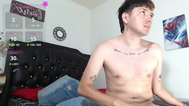 Santiago_Mick Live 28-05-2026 Gay Cam jerkoff cute