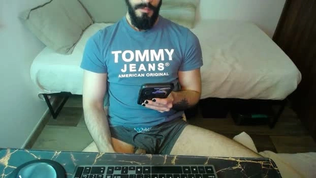 Lealboy Live 31-05-2026 Gay Cam skinny bigballs