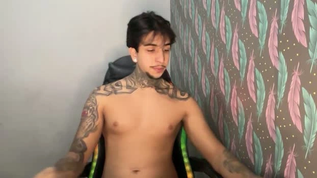 Real_ARens Live 01-06-2026 Gay Cam sex bicurious