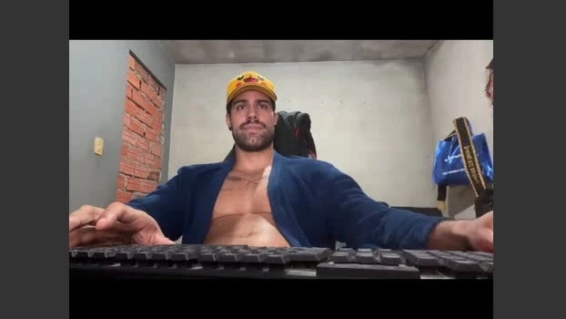 izaque_monteiro Live 01-06-2026 Gay Cam toy hard