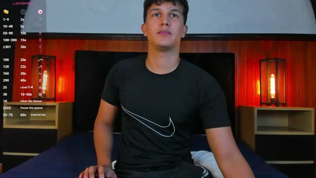 Leo_Savage Live 02-06-2026 Gay Cam spank naughty
