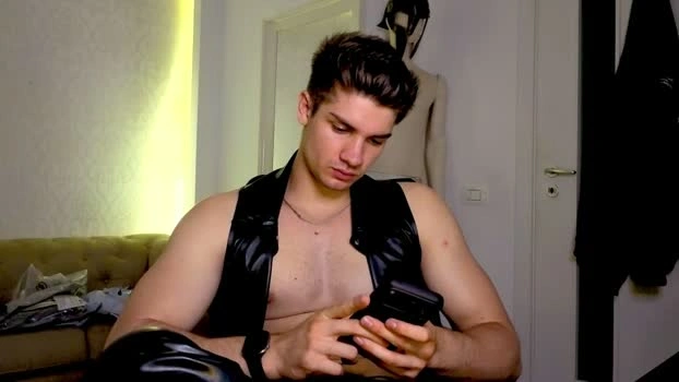 MaxKaidenn Live 03-06-2026 Gay Cam sex moan