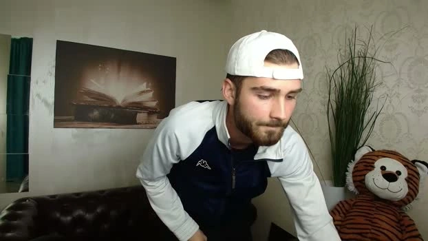KyloEast Live 04-06-2026 Gay Cam ass hard