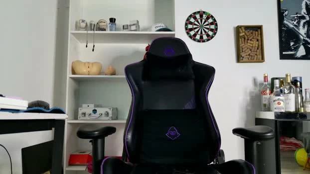 aaronlegend Live 04-06-2026 Gay Cam skinny bigtoys