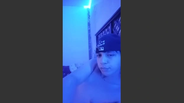 alejandro_tn Live 04-06-2026 Gay Cam juicy spank
