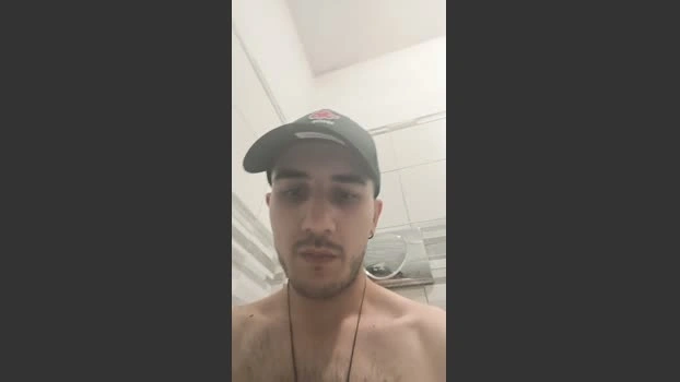 Gufetto99 Live 05-06-2026 Gay Cam dirty juicy