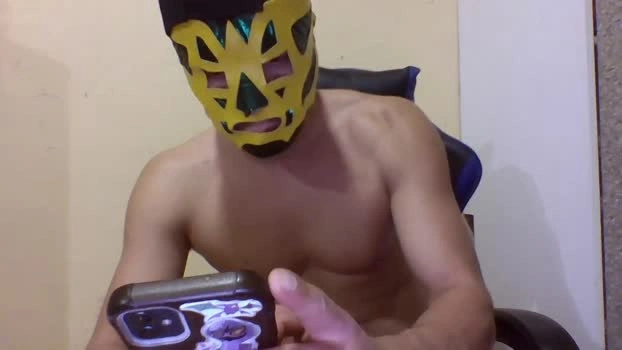 leoncito333 Live 05-06-2026 Gay Cam fuckme big