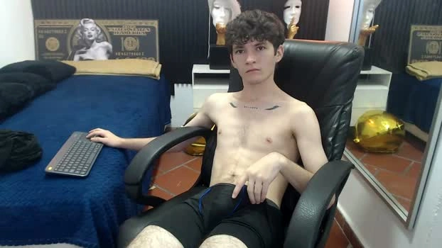 trevor_mob Live 04-06-2026 Gay Cam fuckhard bigtoys