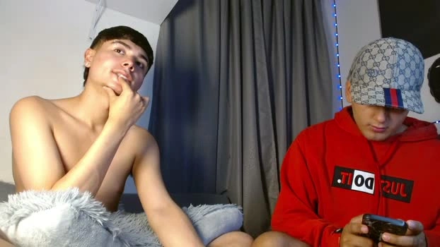noah_hotboys18 Live 06-06-2026 Gay Cam nude show