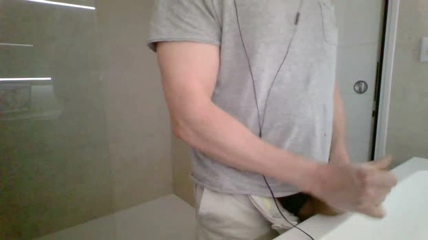 queue22 Live 06-06-2026 Gay Cam love juicy