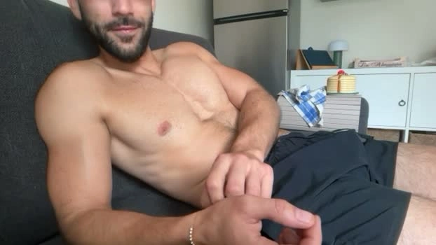 Roylarry Live 07-06-2026 Gay Cam striptease spanking